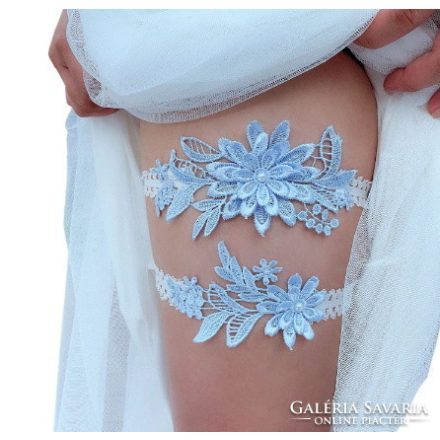 Klasszikus menyasszonyi harisnyakötő csipke fehér-világoskék